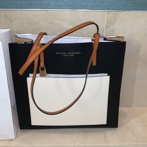 Marc Jacobs Smoked Almond multy